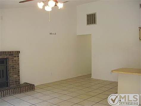 3rd image of 2029 Continental Ave #9