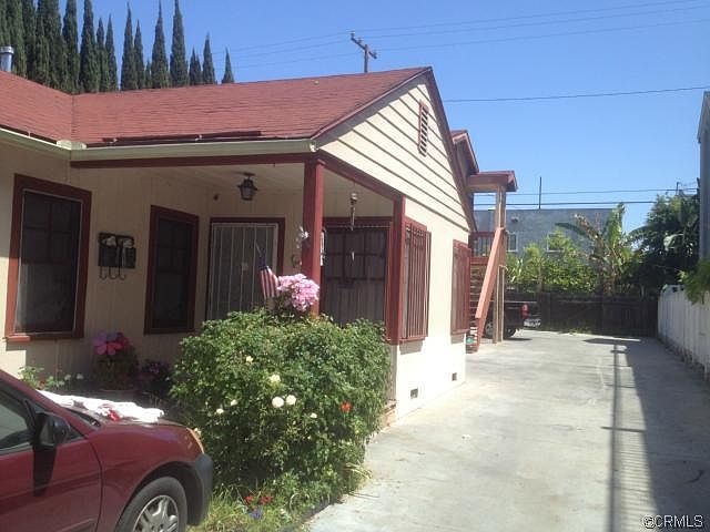 1st image of 1074 Gladys Ave