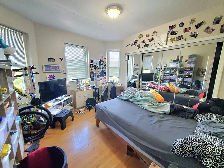 280 Brookline St #3R — Photo 5