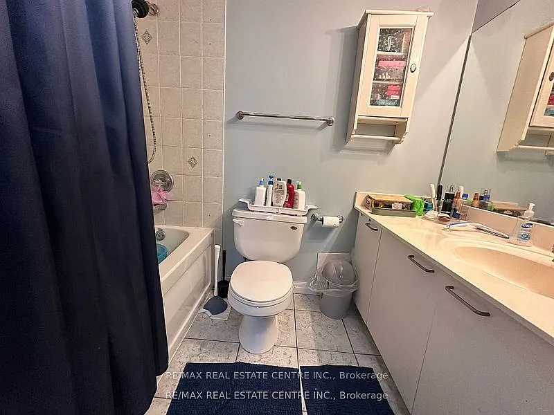 2 bed, $2,500 — Photo 3