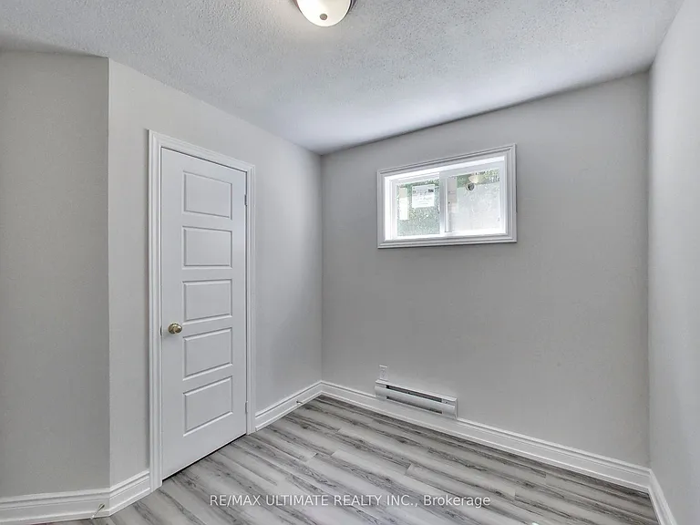 135 Chatham St #8 — Photo 14