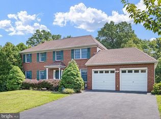 4 Gibbs Ln, Newark, DE 19711