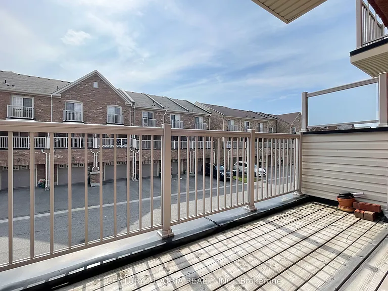 5295 Major Mackenzie Dr E — Photo 12