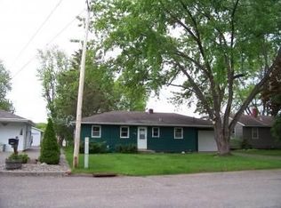 1014 Pine Tree Blvd, Little Falls, MN 56345
