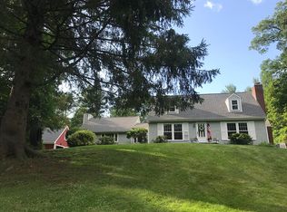 26 Farm Hill Rd, Ridgefield, CT 06877