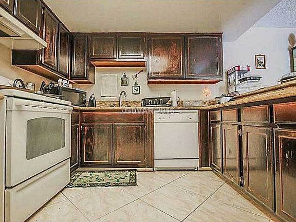 5th image of 3450 Erva St APT 262