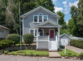 102 Beechwood Rd, Braintree, MA 02184