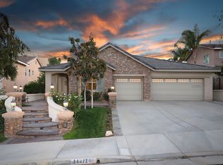 28072 Hayward Dr, Castaic, CA 91384