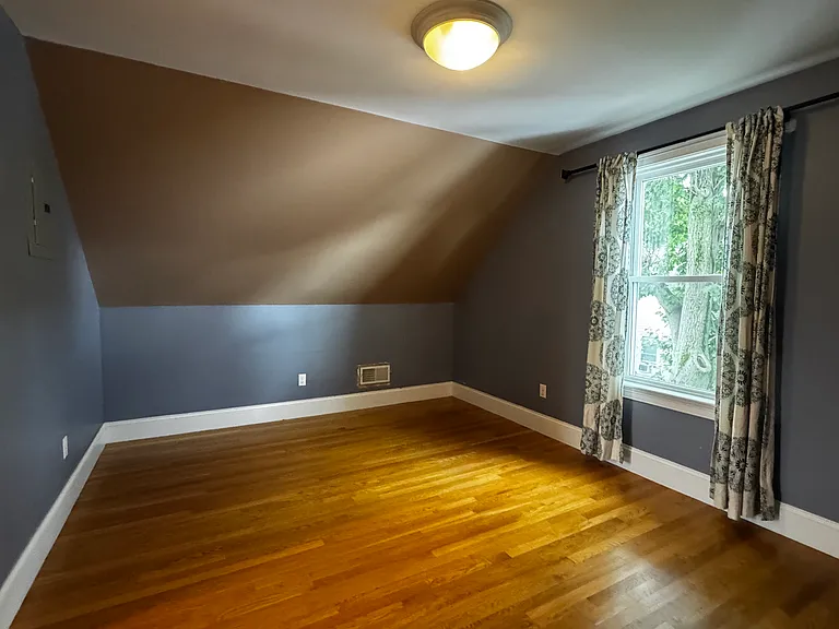 92 Alder St #2 — Photo 15