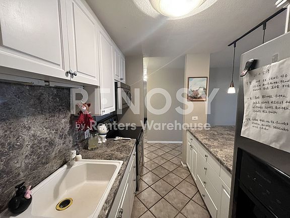 5th image of 1020 15th St APT 13J