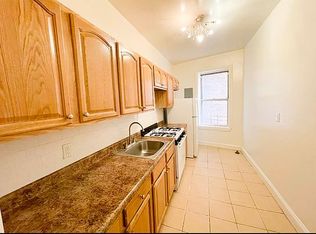 40-49 67th St #12, Woodside, NY 11377