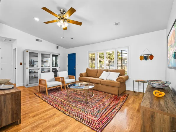 604 Monterey Dr, Oceanside, CA 92058