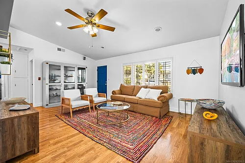 604 Monterey Dr Photo 1