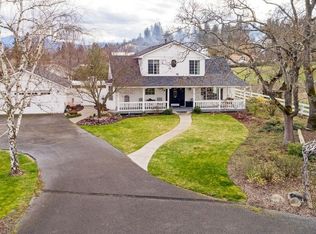 3039 Beall Ln, Central Pt, OR 97502