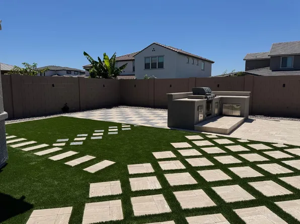 5525 W Banff Ln, Glendale, AZ 85306