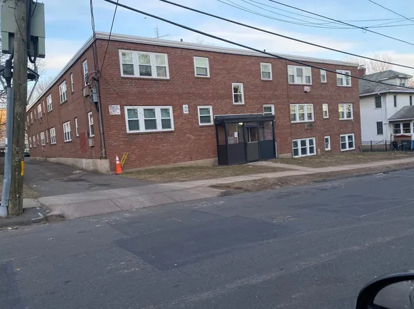 16 Henry St, 16 Henry St APT B6, Hartford, CT 06114