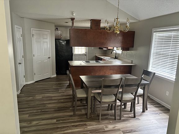 5th image of 4138 Sedgwyck Ln