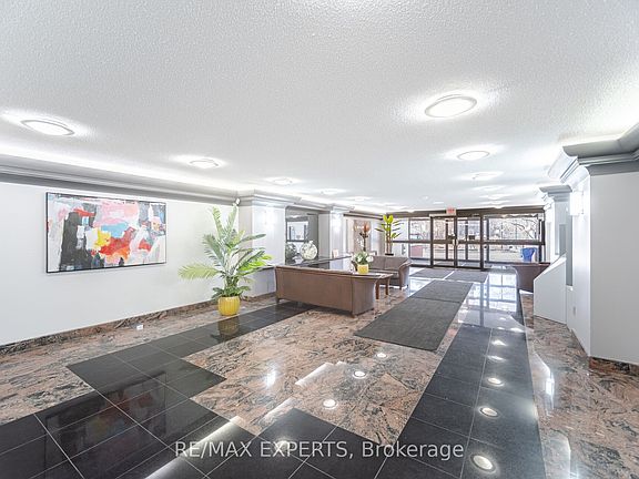 4th image of 100 Arbors Ln #305