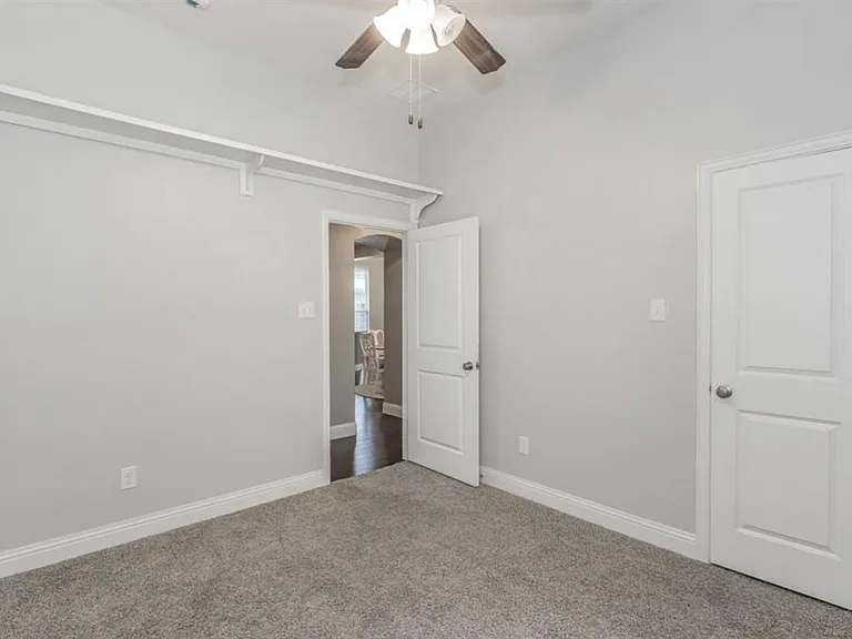 2312 Independence Dr — Photo 25