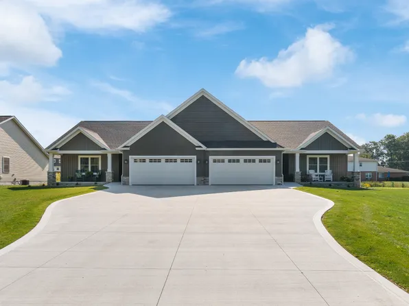 11412 Geib Ave NE, Hartville, OH 44632