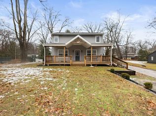 1010 Oak Ridge Dr, South Bend, IN 46617