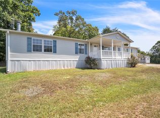 342 Wolf Creek School Rd, Pickens, SC 29671