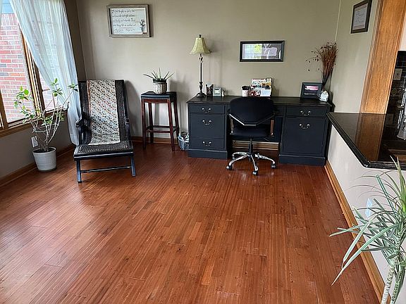 Sunroom/office space