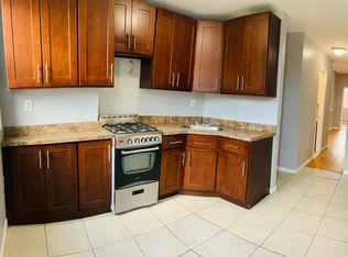 168 Woodlawn Ave #2E, Jersey City, NJ 07305