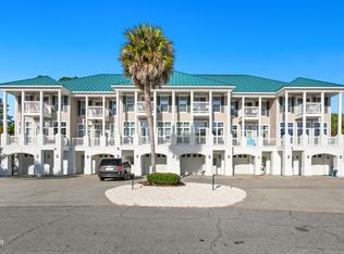 512 Dement Cir APT A, Panama City Beach, FL 32407