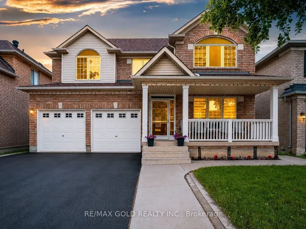 8 Upshall Dr, Brampton, ON L6P 1E1