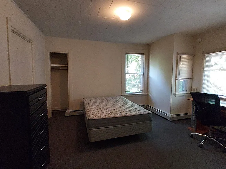 125 Highland Pl — Photo 22