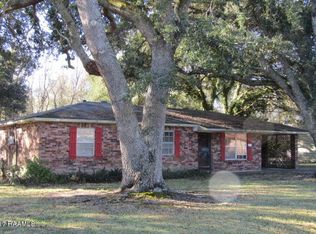 213 Cheryl St, Ville Platte, LA 70586