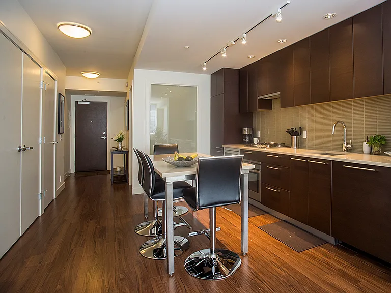 222 Riverfront Ave SW #443 — Photo 8