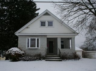 2402 Pine Grove Rd, York, PA 17403