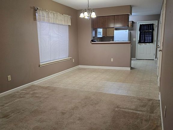 3rd image of 123 Goodner Ln