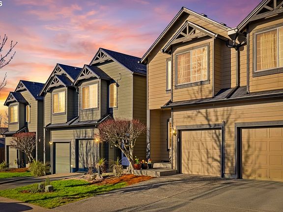 4th image of 5827 SE 16th Loop