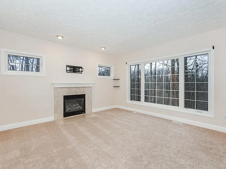 3729 Edgehill Dr — Photo 38