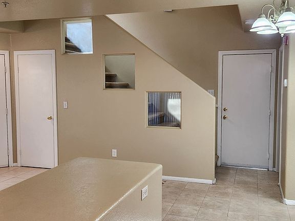 5th image of 3206 Sunrise Cove Ave