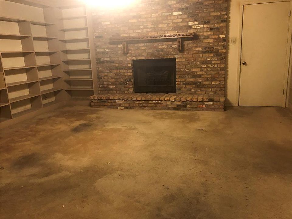 2nd image of 739 E Center St
