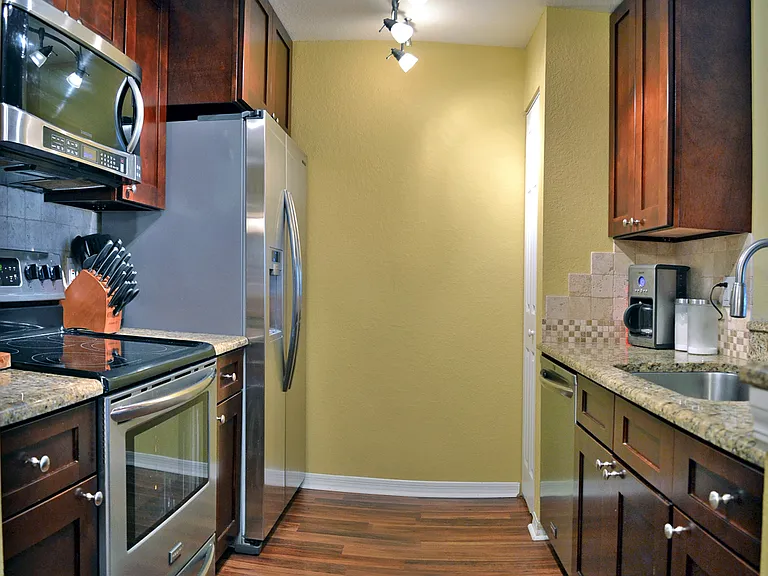 7615 River Oak Run #204 — Photo 7
