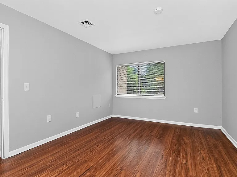 4804C Spring Lake Dr — Photo 13