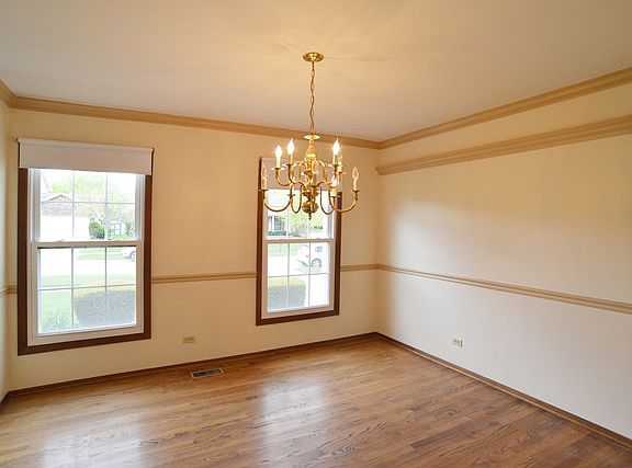 4th image of 5906 Highland Dr
