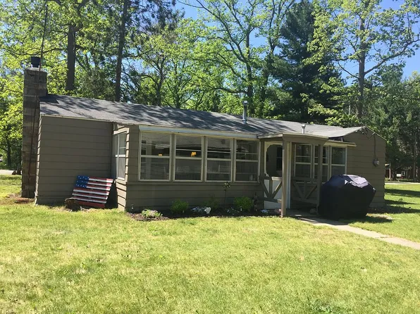2050 Norway Ln, Prudenville, MI 48651