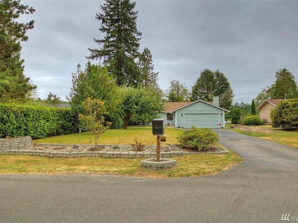 1st image of 2315 W Lake Dr SE