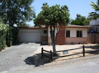 412 Avalon Dr, Vista, CA 92084