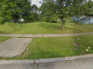 15350 Woodmont St, Romulus, MI 48174