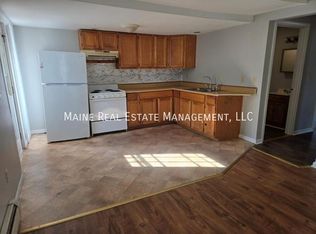 101 3rd St APT 1, Bangor, ME 04401