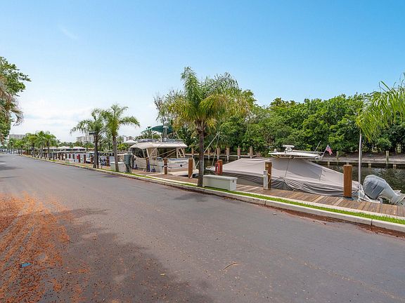 3rd image of 6487 Bay Club Drive #2