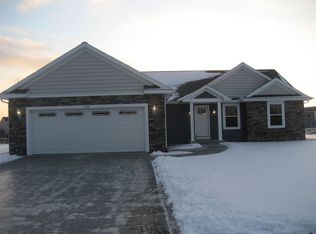 4168 N Paul Cir, Bay City, MI 48706