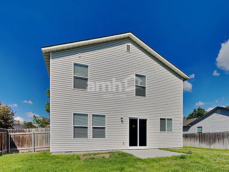 19735 Susquehanna Way — Photo 18